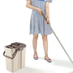 CleanWise Flat Mop and Bucket System Self Wash and Squeeze Dry