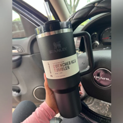 Stanley Quecher Tumbler With Straw 40 Oz