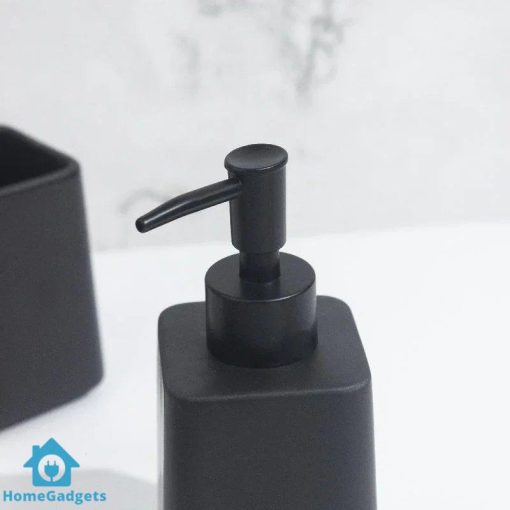 Elegance Matte Bathroom Set Of 3 - Image 3