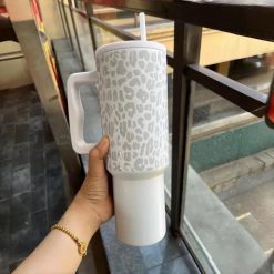 Tumbler Insulated with Handle and Straw