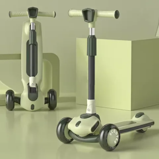 3 wheeler foldable and adjustable manual Scooty for kids 3-12 3