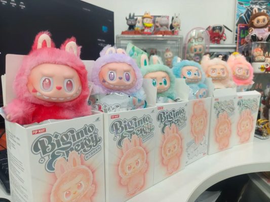 Pop Mart Labubu Big into Energy Monster Light with Labubu Song